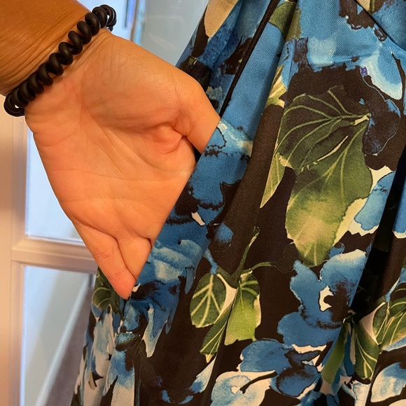 Carmen Marc Valvo One Shoulder Floral Evening Gown - Picture 9 of 15